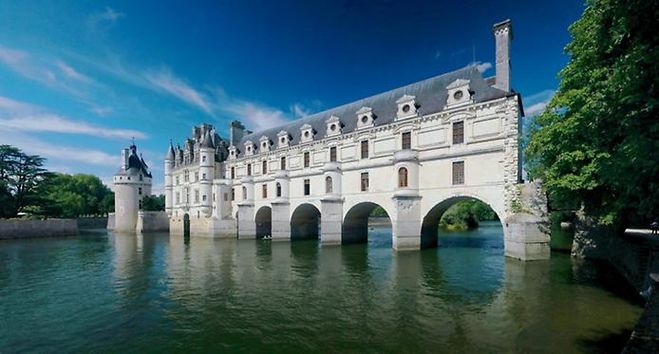 “Дамский замок” Шенонсо во Франции - какова история и как в него попасть